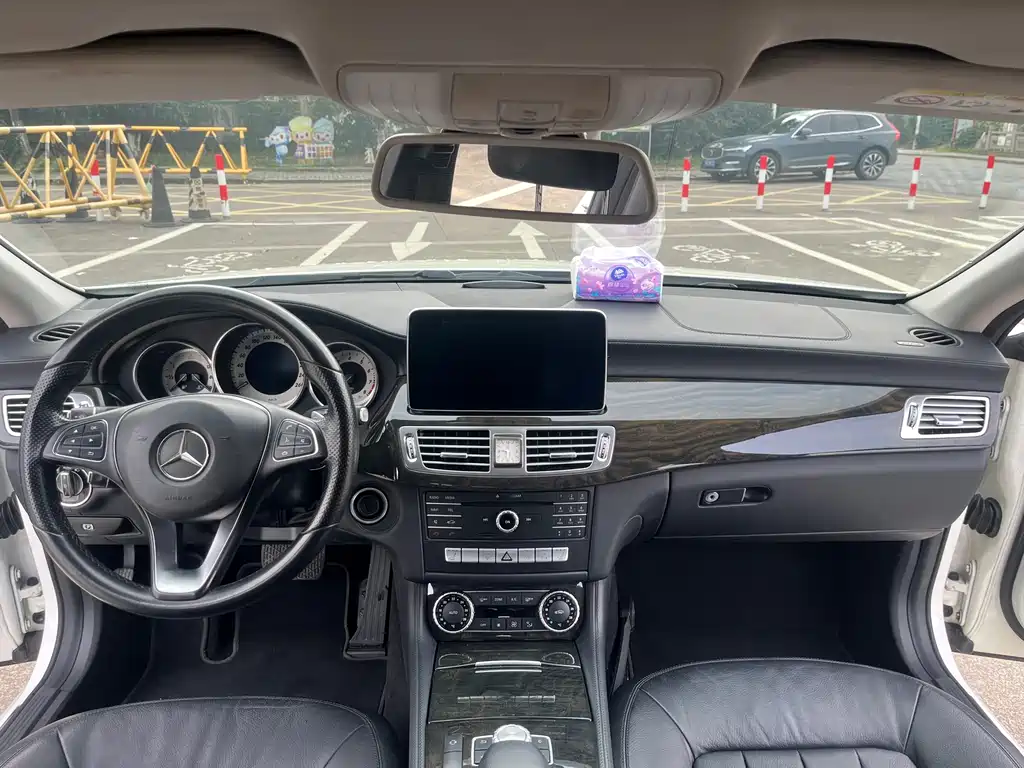 Mercedes-Benz CLS — миниатюра 9