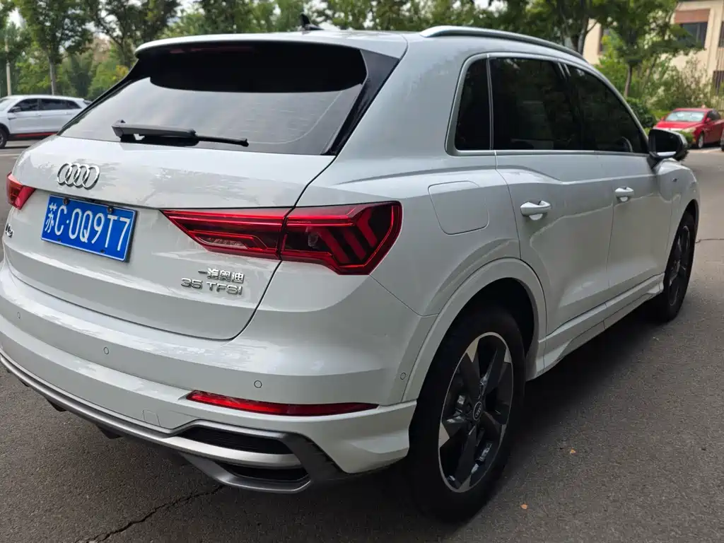 Audi Q3 — миниатюра 12
