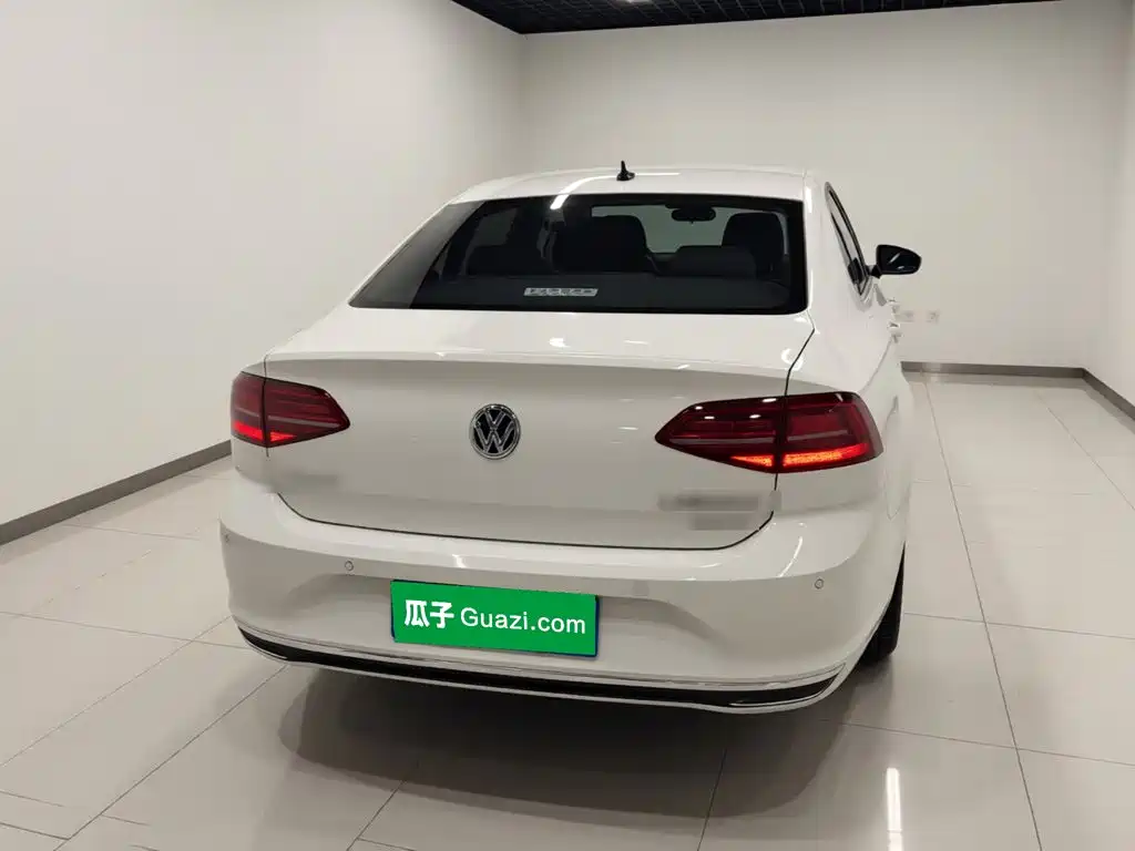 Volkswagen Lamando — миниатюра 5