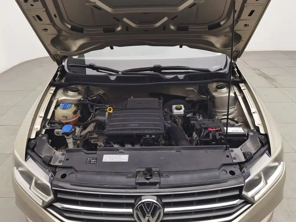 Volkswagen Bora — миниатюра 6