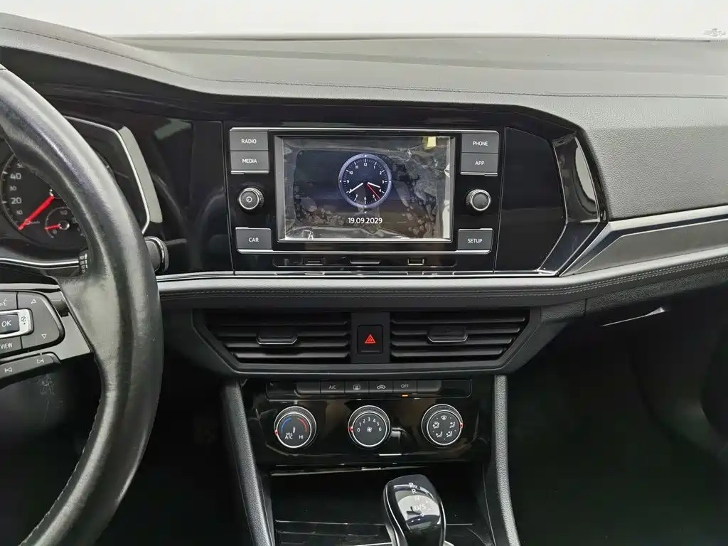 Volkswagen Sagitar — миниатюра 12