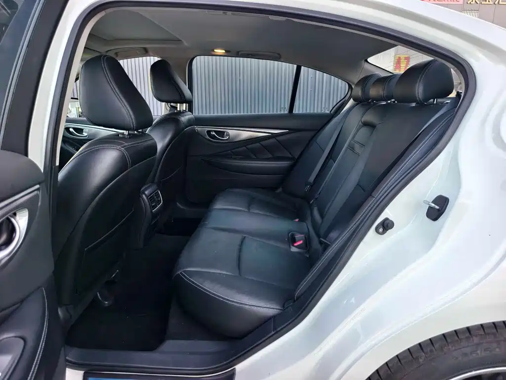 Infiniti Q50L — миниатюра 8