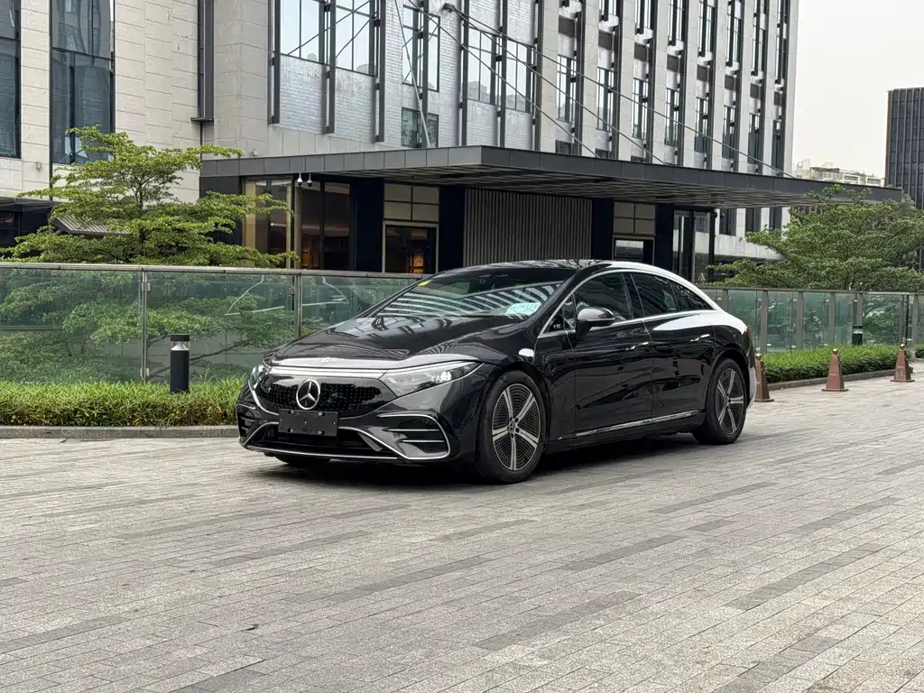 Mercedes-Benz EQS