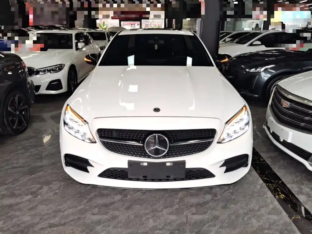 Mercedes-Benz C-Class — миниатюра 3