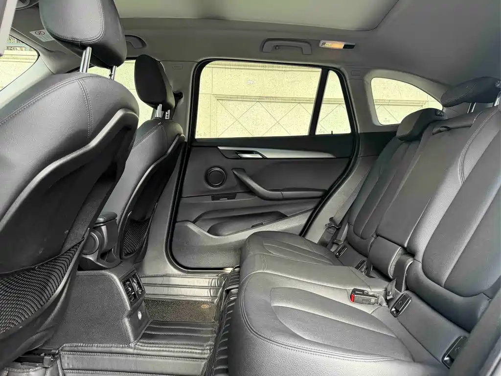 BMW X1 2018 sDrive20Li Lead