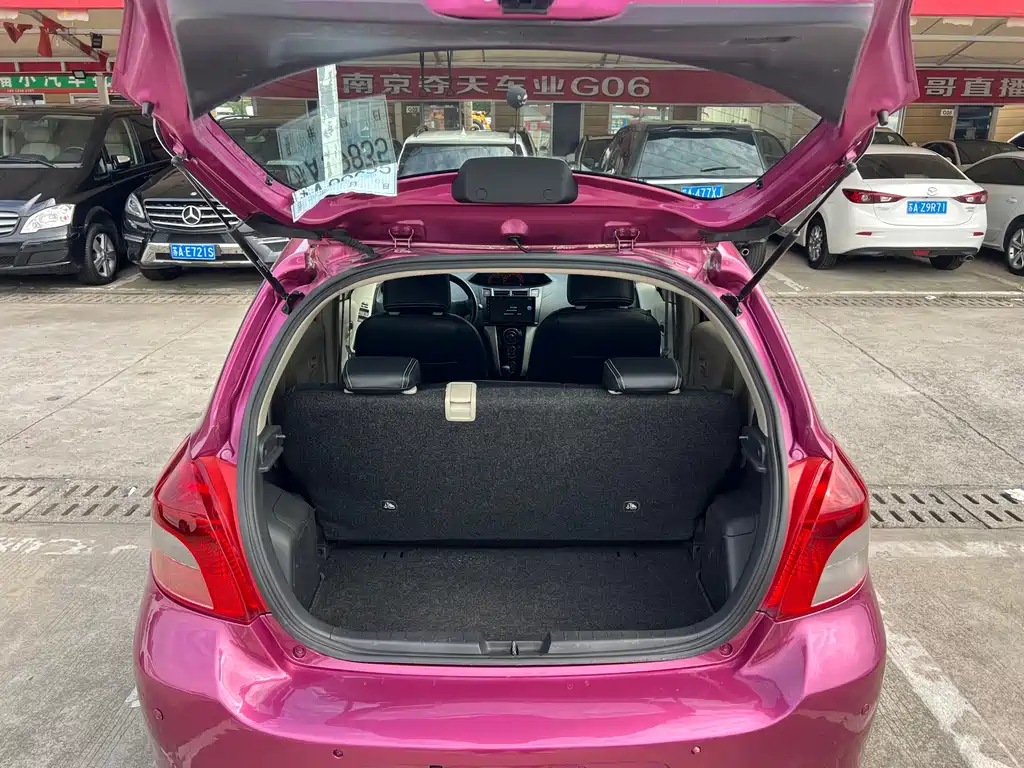 Toyota Yaris — миниатюра 20