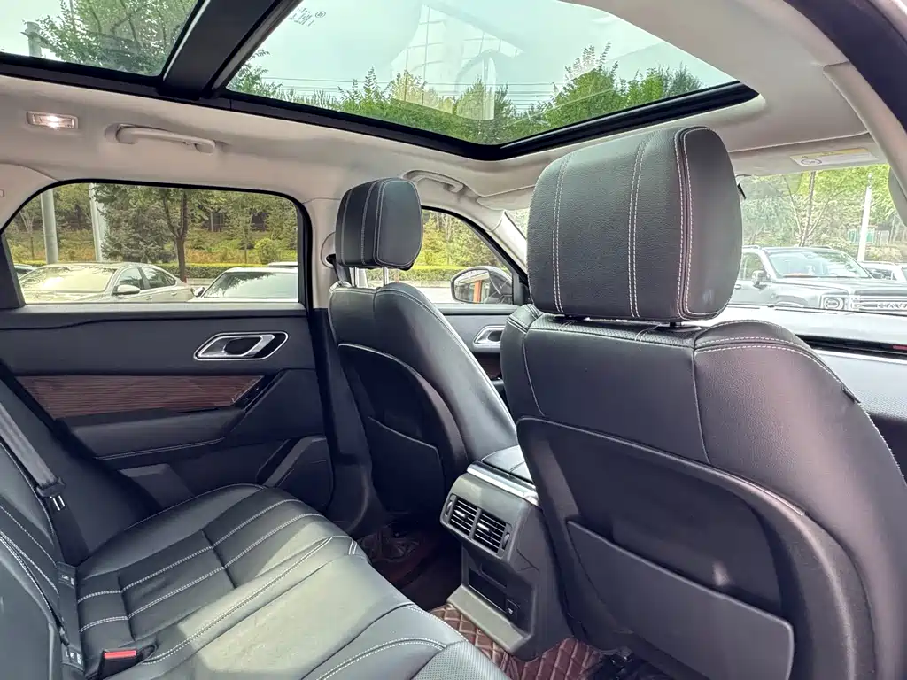 Land Rover Velar — миниатюра 19