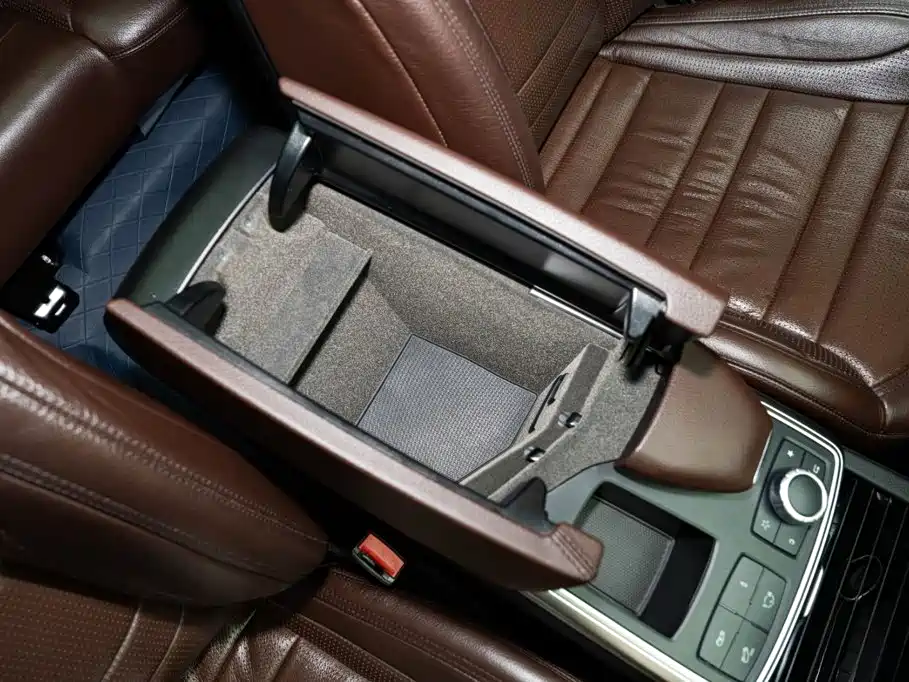 Mercedes-Benz M-Class AMG — миниатюра 17