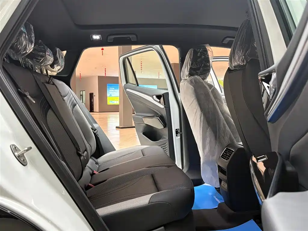 Volkswagen ID.4 Crozz — миниатюра 12