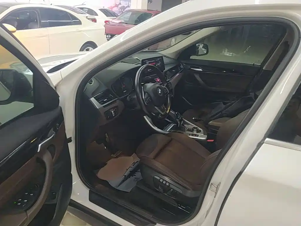 BMW X1 — миниатюра 16