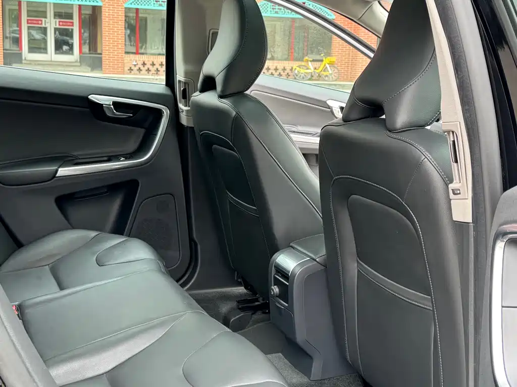 Volvo XC60 2017 T5 AWD