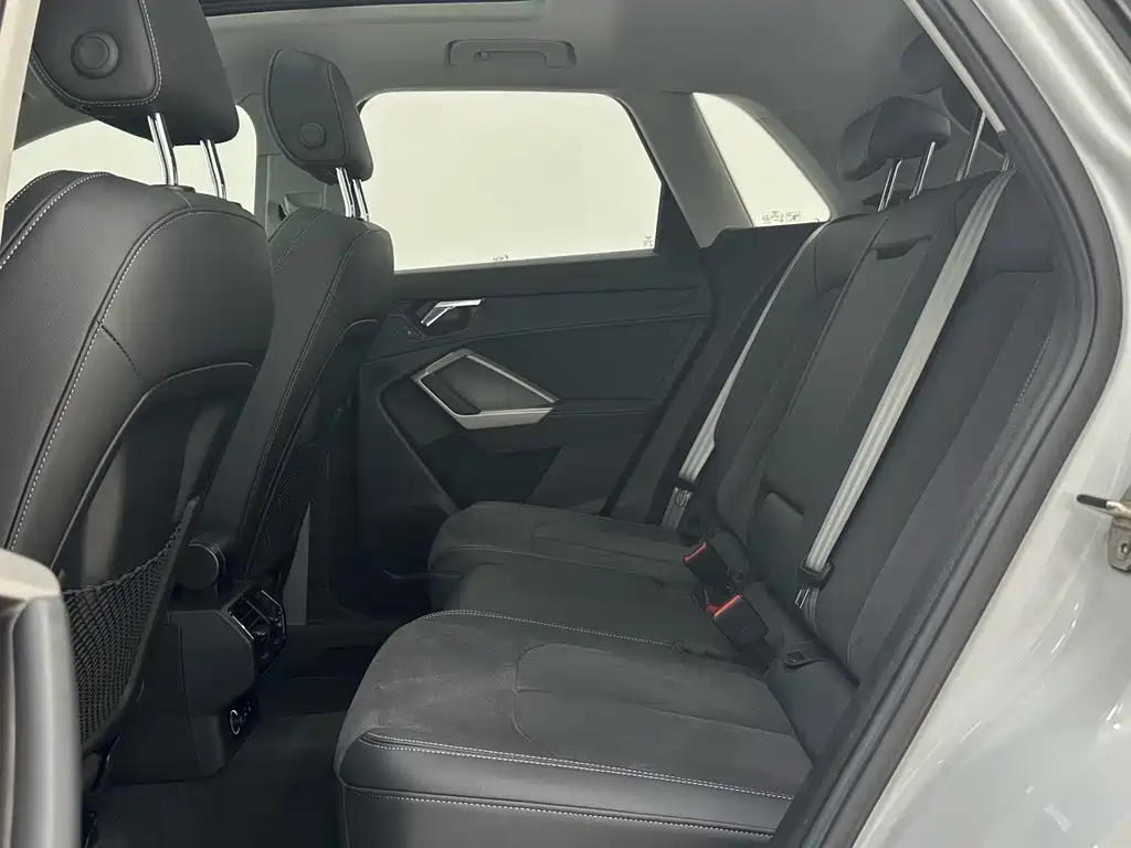 Audi Q3 — миниатюра 8