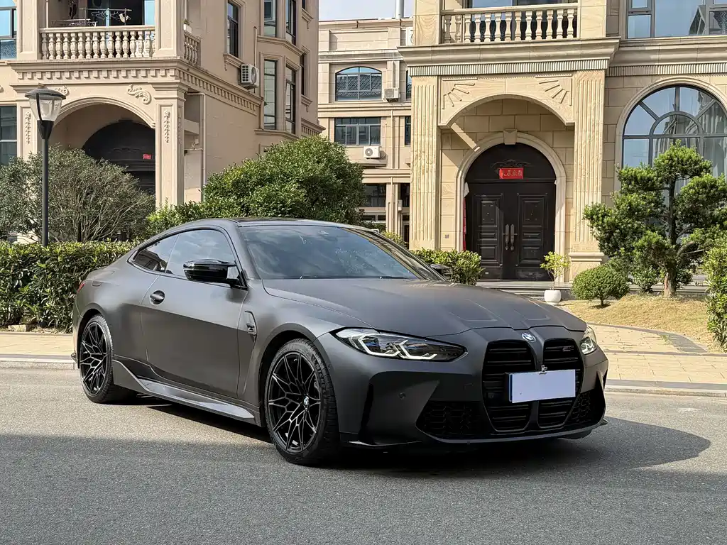 BMW M4 — миниатюра 3