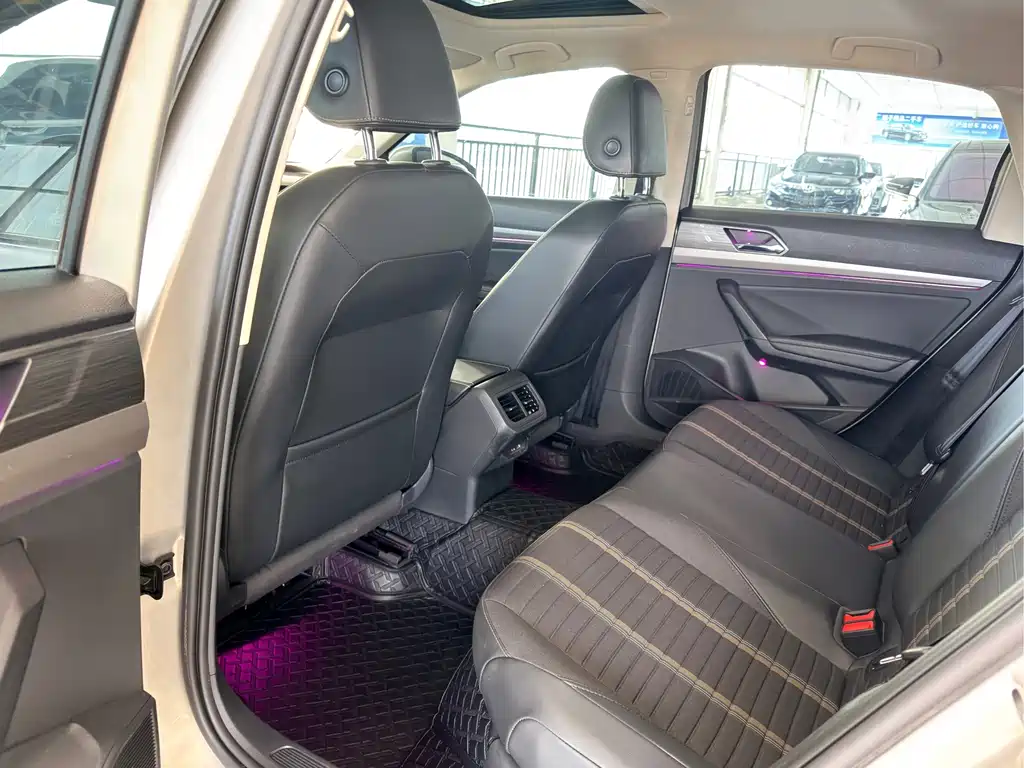 Volkswagen Lavida — миниатюра 8