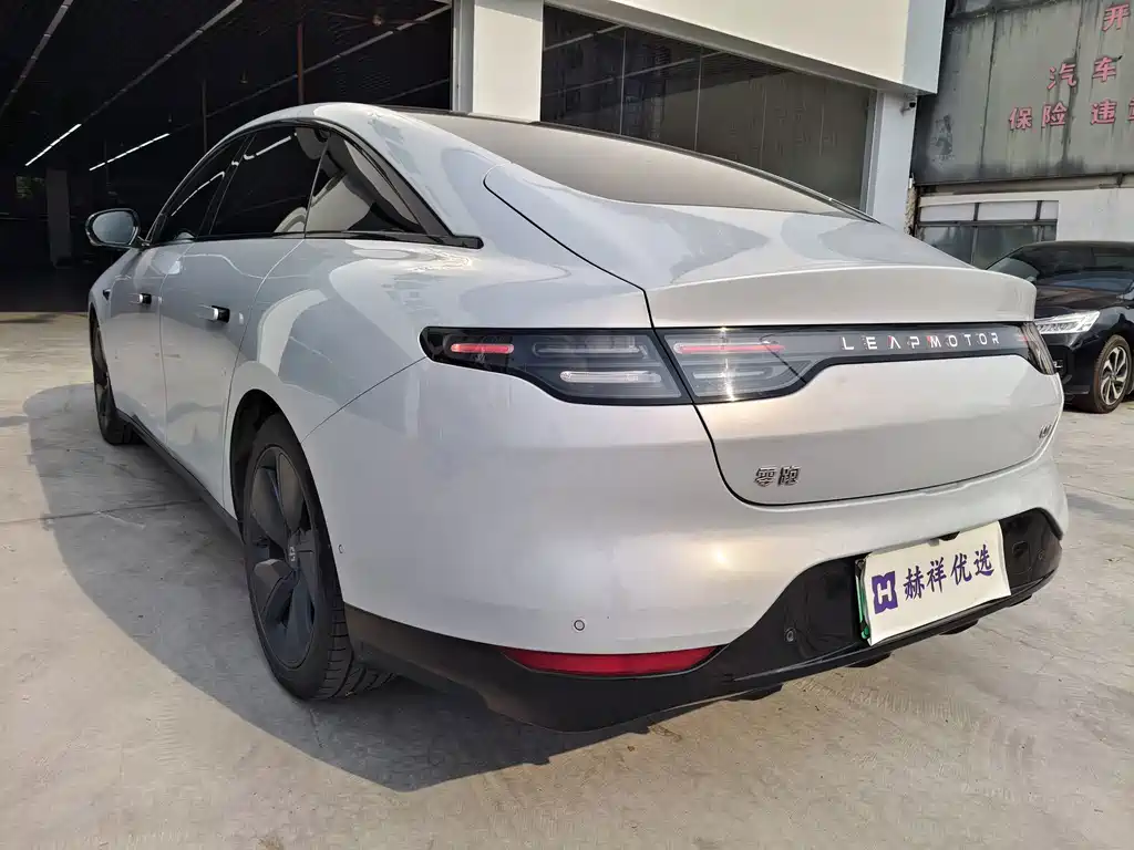 Leapmotor Leapmotor C01 — миниатюра 13