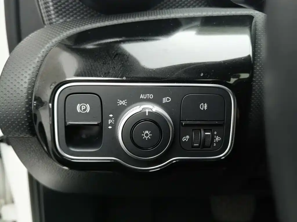 Mercedes-Benz A-Class — миниатюра 21