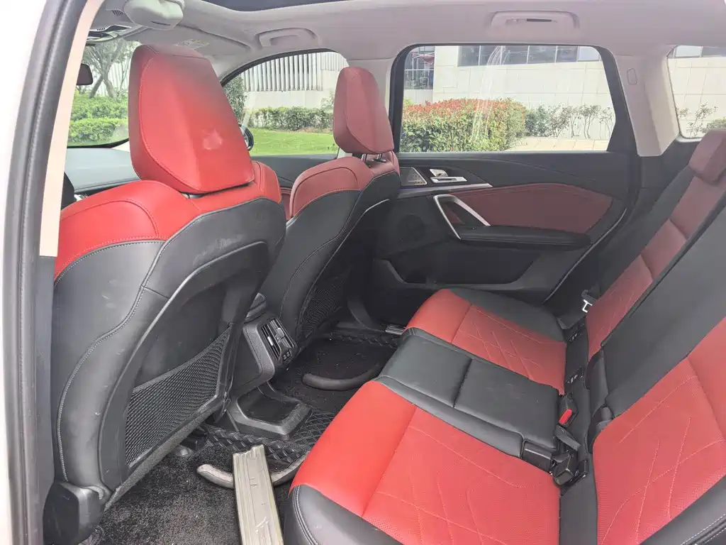 BMW iX1 — миниатюра 4