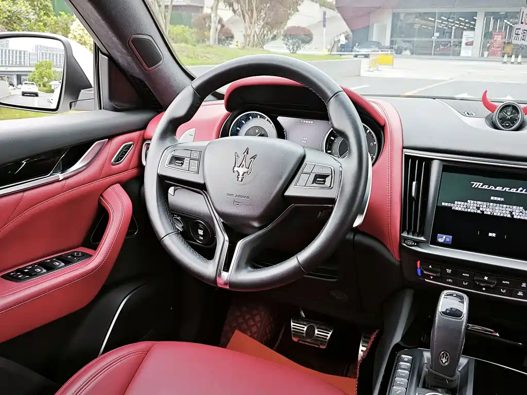 Maserati Levante — миниатюра 11