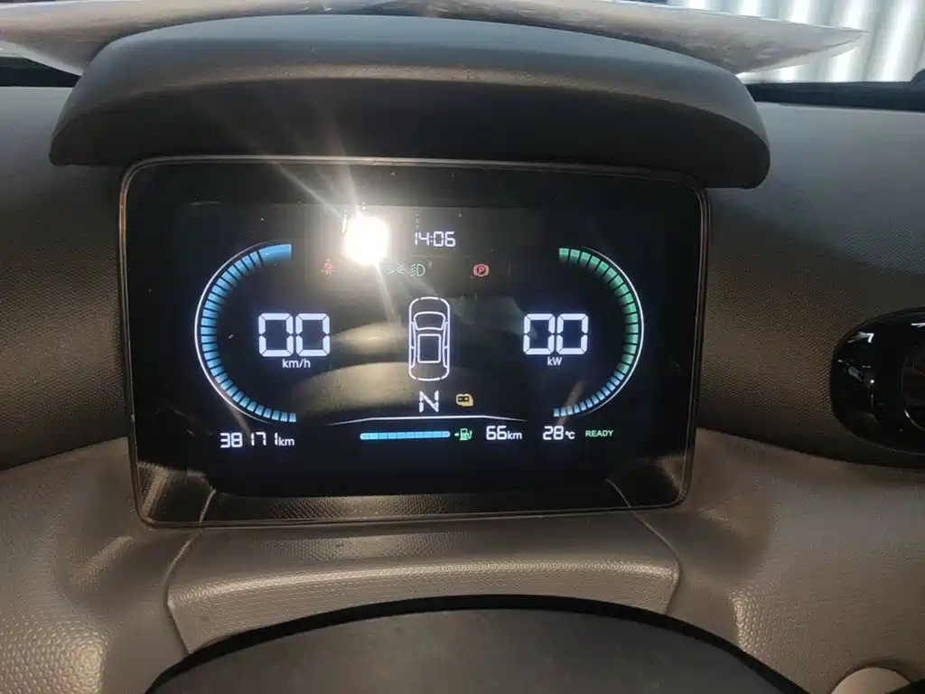 Leapmotor Leapmotor T03 — миниатюра 12