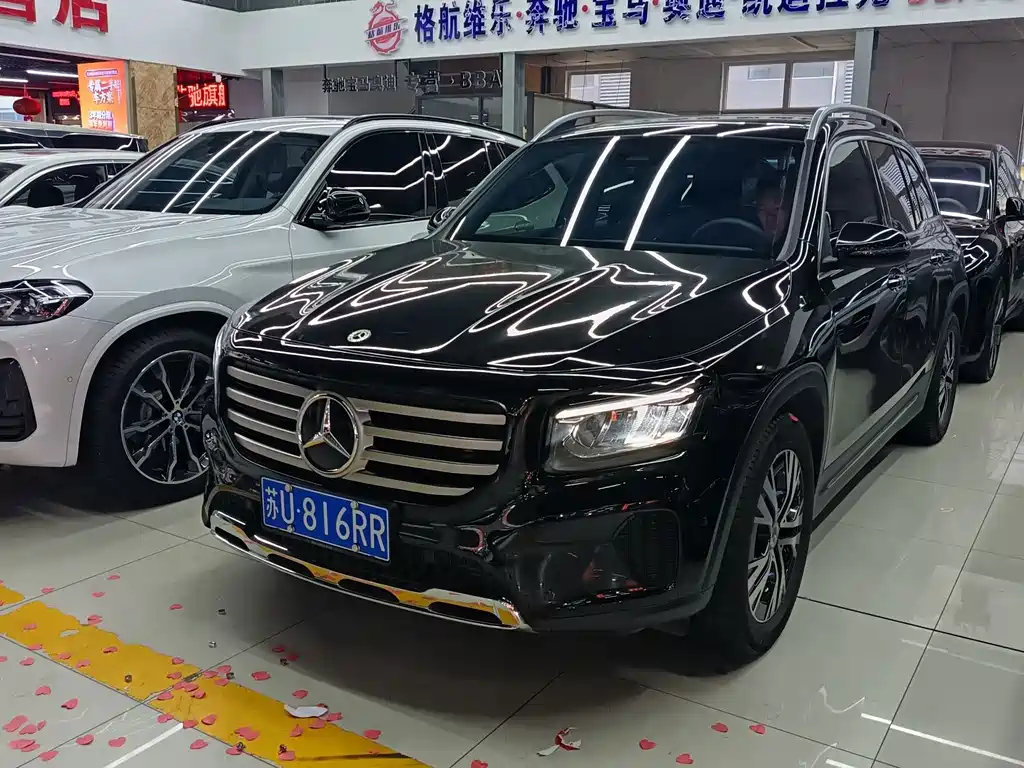 Mercedes-Benz GLB — миниатюра 9
