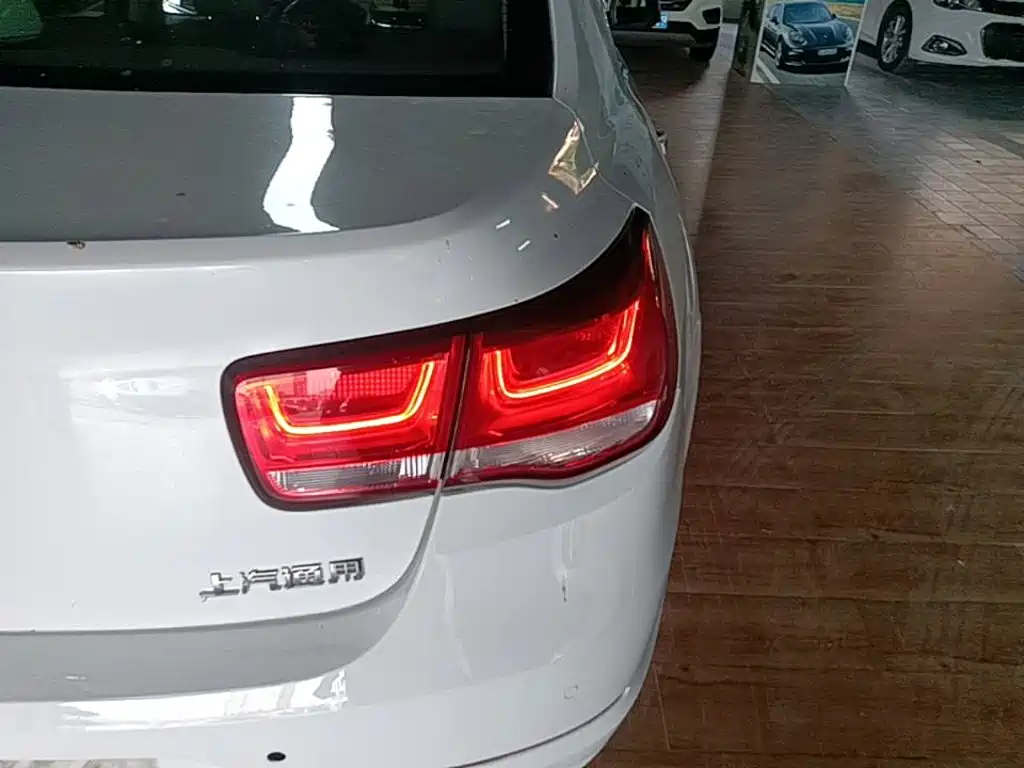 Chevrolet Malibu — миниатюра 8