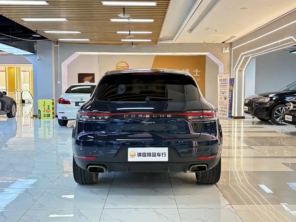 Porsche Macan — миниатюра 4