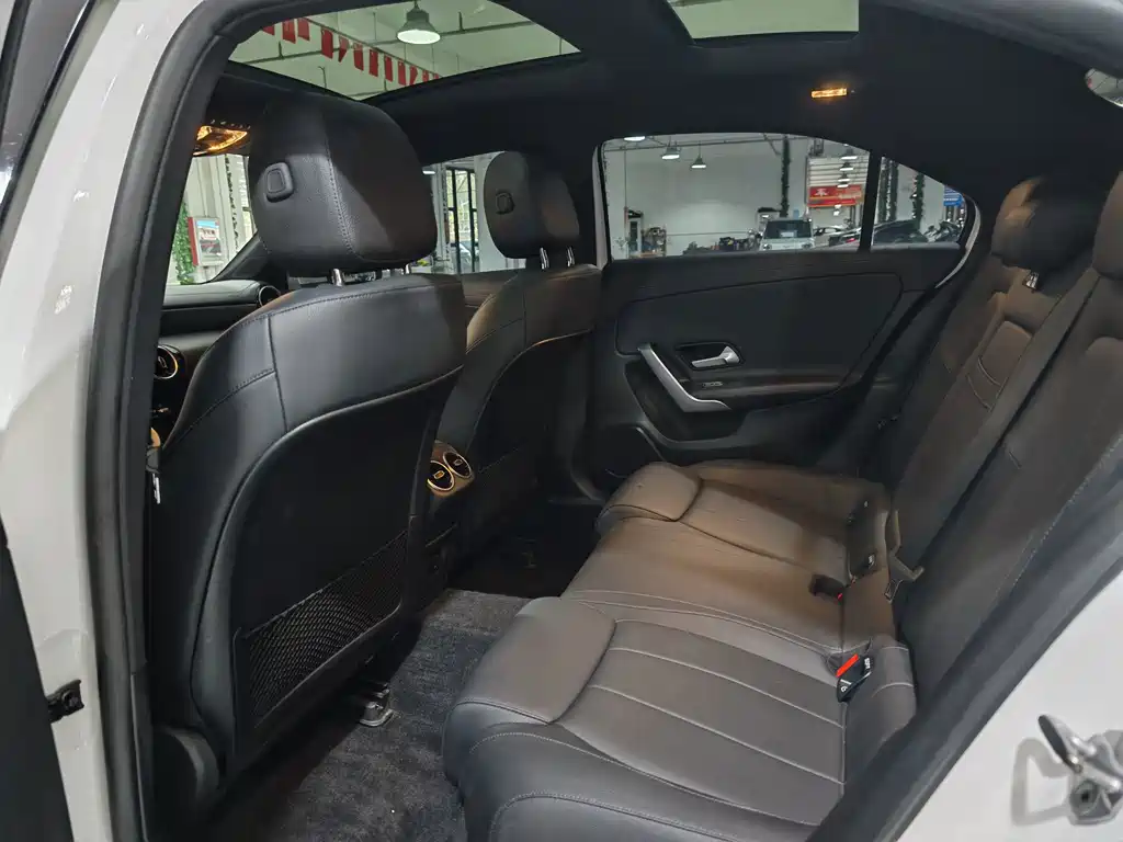 Mercedes-Benz A-Class — миниатюра 5