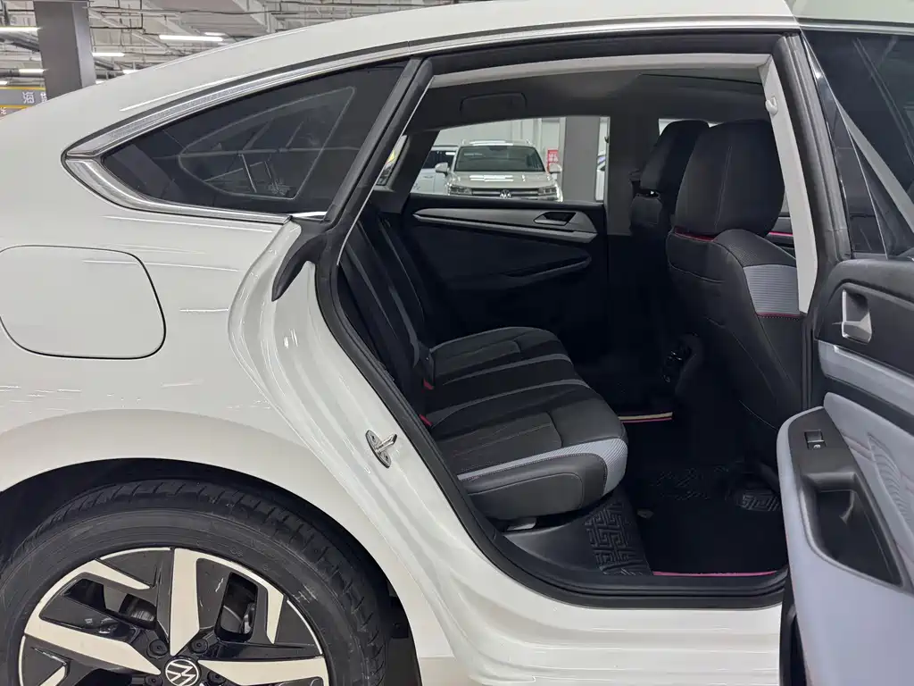 Volkswagen Lamando — миниатюра 12