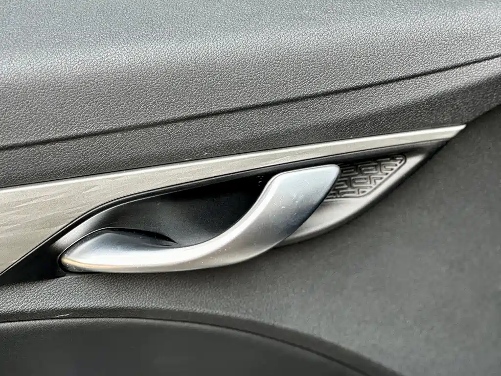 Geely Emgrand — миниатюра 20