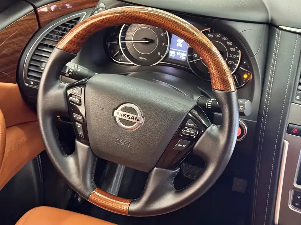 Nissan Patrol — миниатюра 14