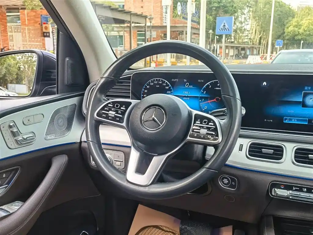 MERCEDES-BENZ GLE