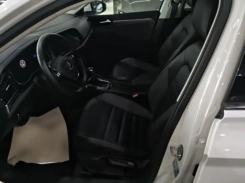Volkswagen Sagitar — миниатюра 15