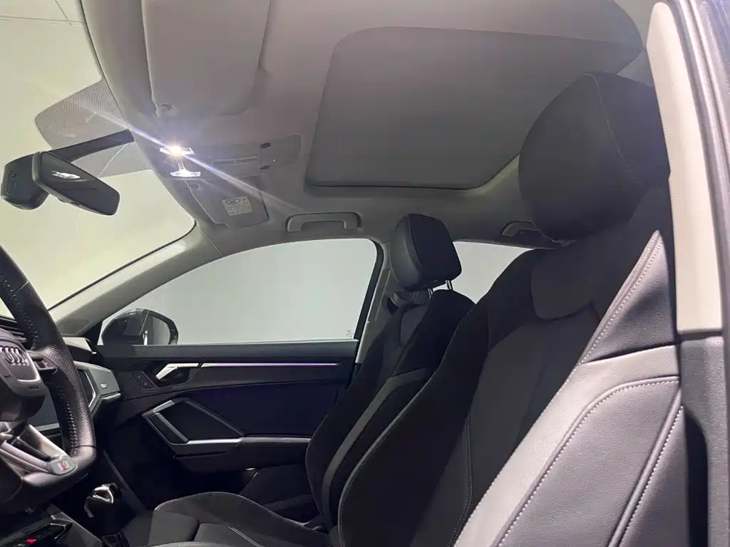 Audi Q3 Sportback — миниатюра 12