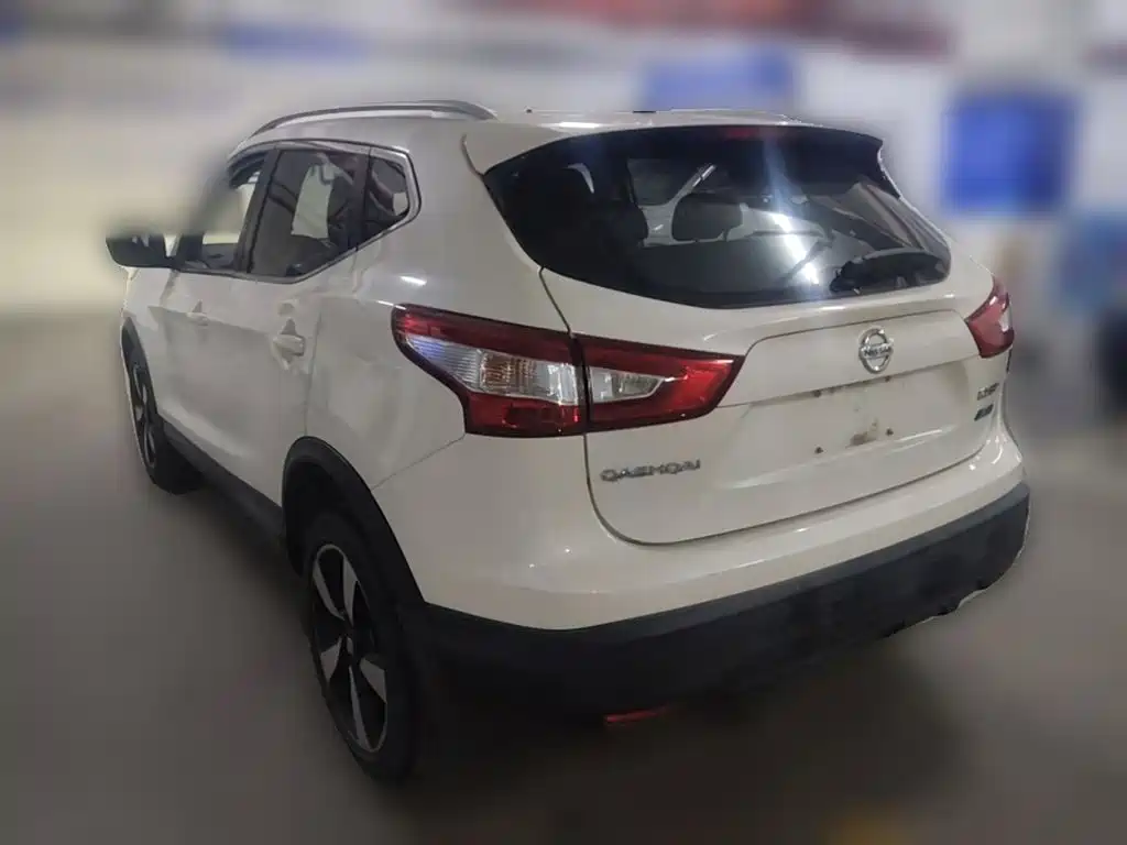 Nissan Qashqai — миниатюра 7