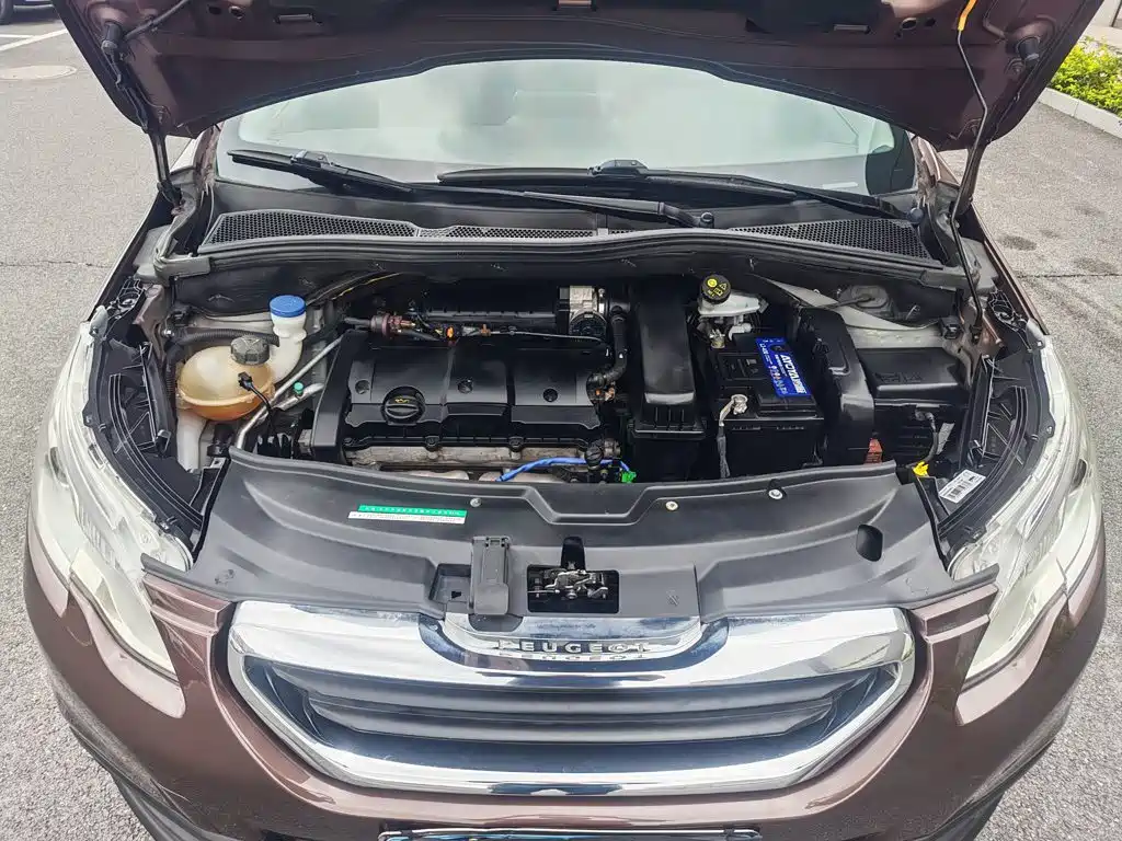 Peugeot 2008 — миниатюра 11