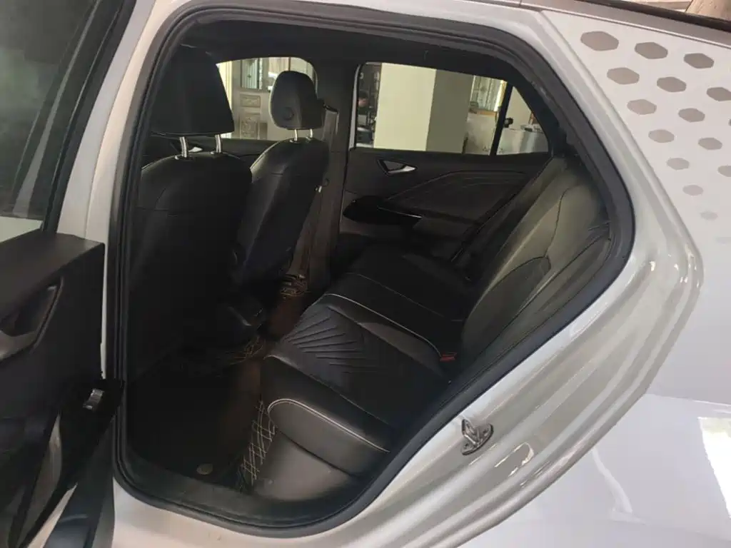 Volkswagen ID.3 — миниатюра 17