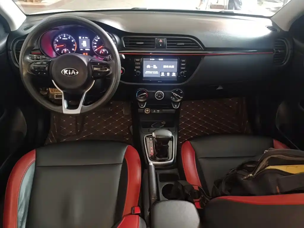 Kia KX Cross — миниатюра 10