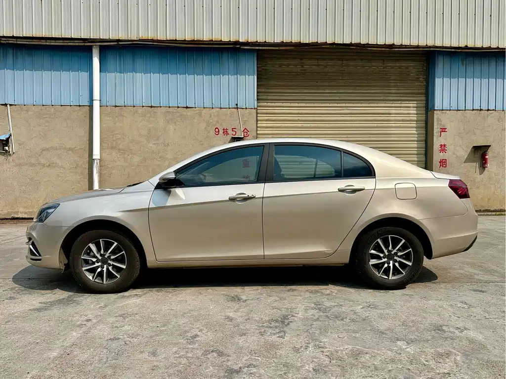 Geely Emgrand — миниатюра 4