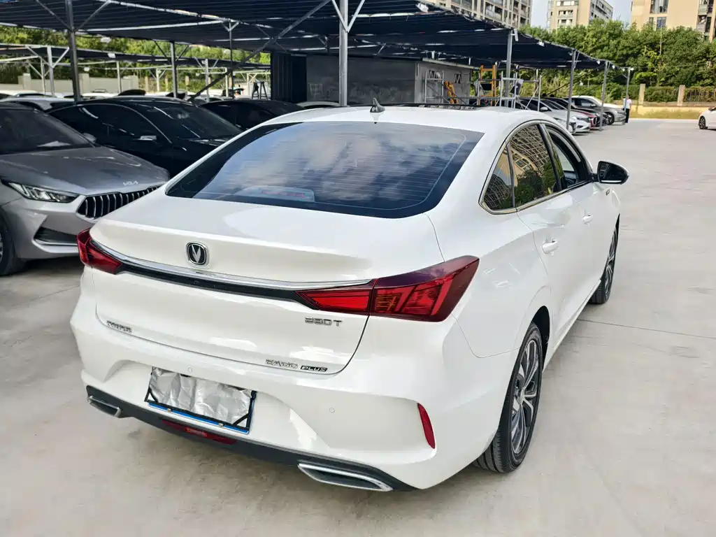 Changan Eado — миниатюра 6