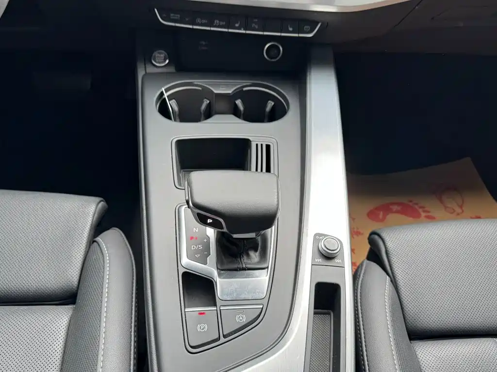 Audi A4L — миниатюра 17