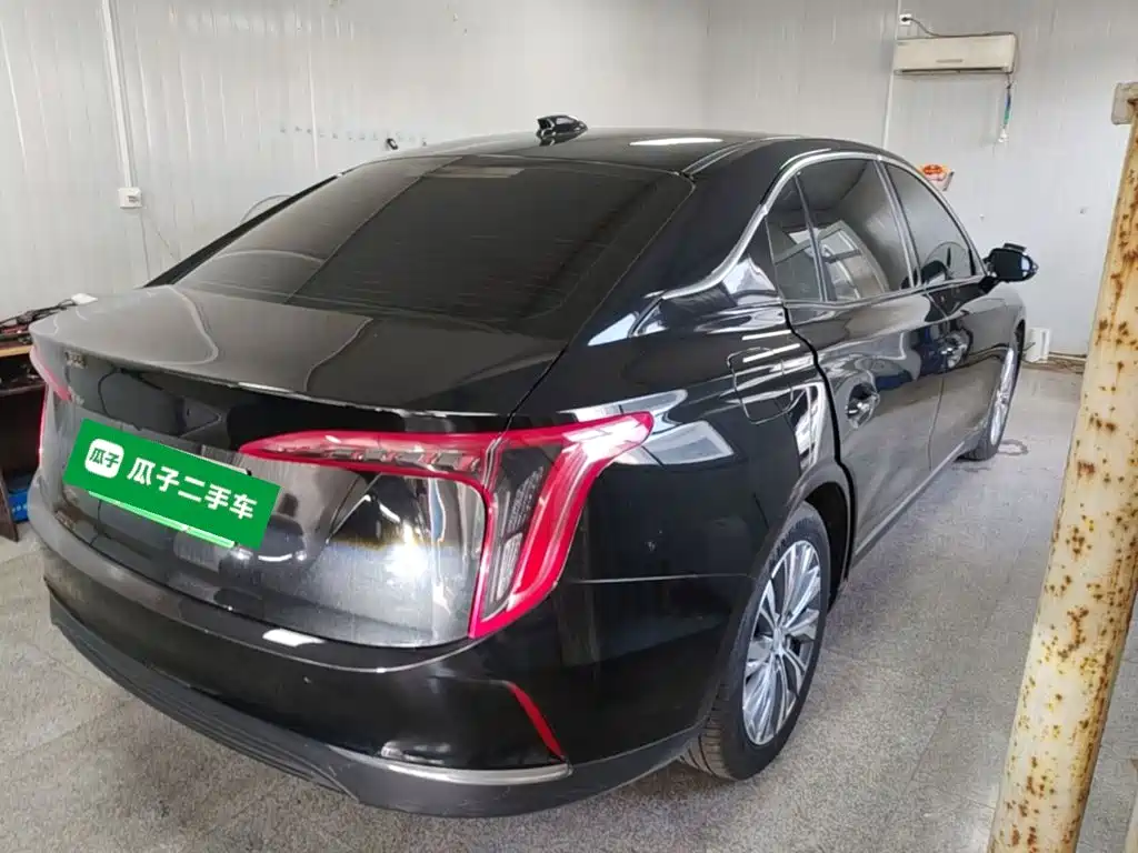 Hongqi Hongqi E-QM5 — миниатюра 7
