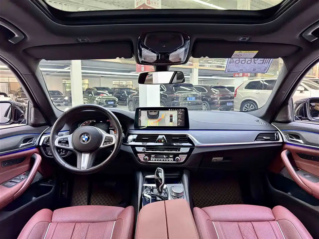BMW 5 Series — миниатюра 12