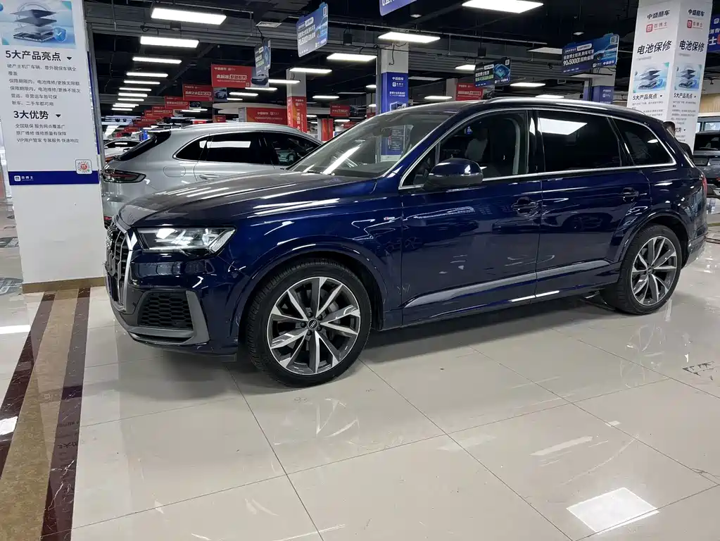 Audi Q7 — миниатюра 13