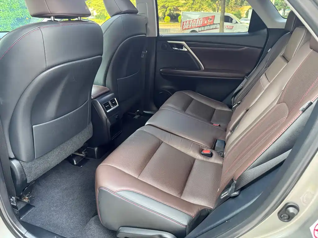 Lexus RX — миниатюра 8