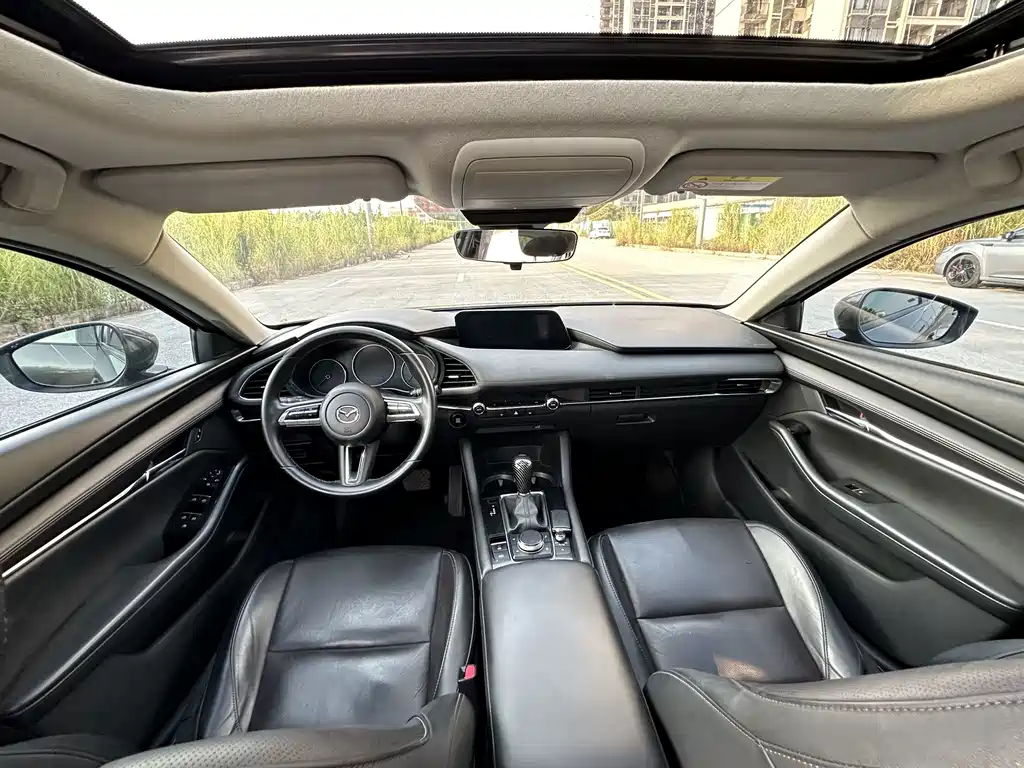 Mazda 3 Axela — миниатюра 9