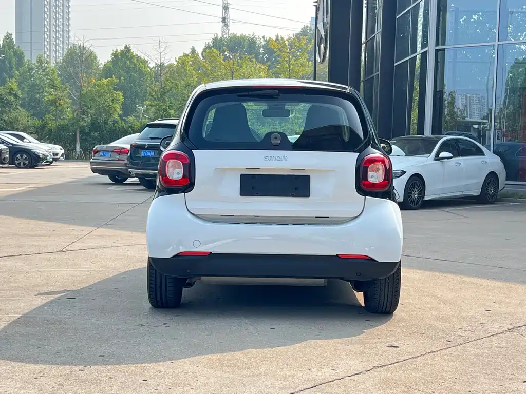 smart Smart Fortwo — миниатюра 6