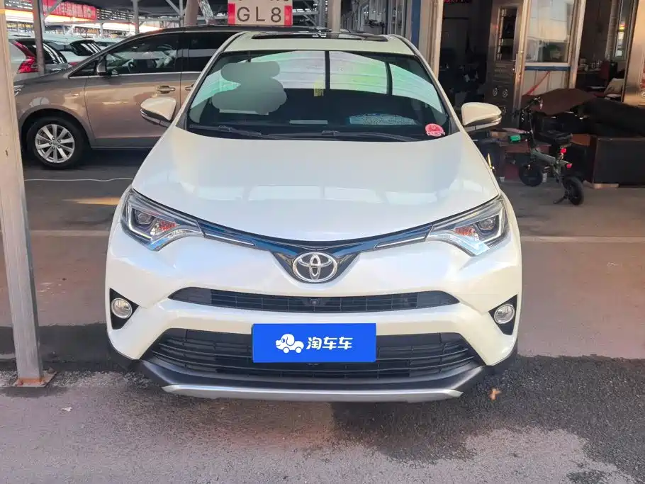 Toyota RAV4 — миниатюра 2