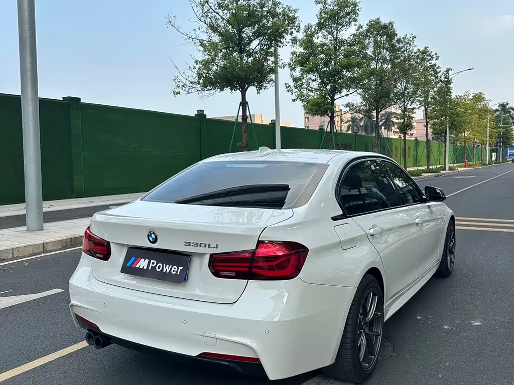BMW 3 Series — миниатюра 7
