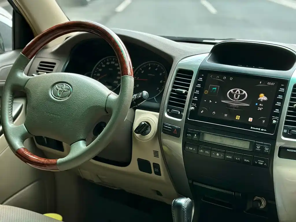 Toyota Prado — миниатюра 6