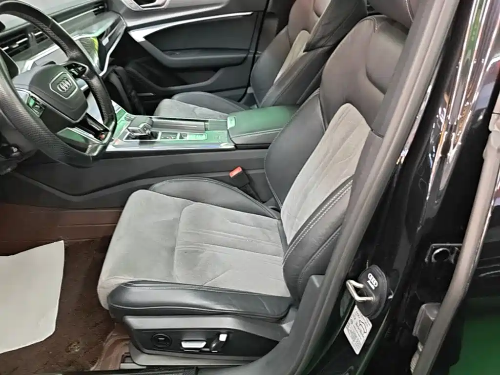 Audi A6L New Energy — миниатюра 15